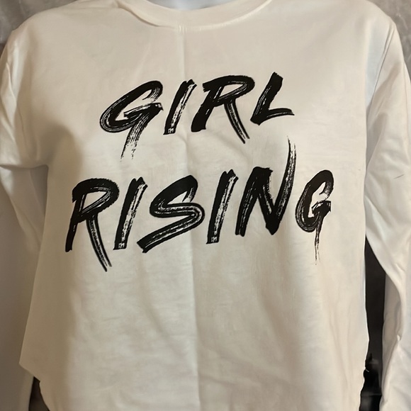 Long Sleeve Crop Top (S) - Picture 4 of 10